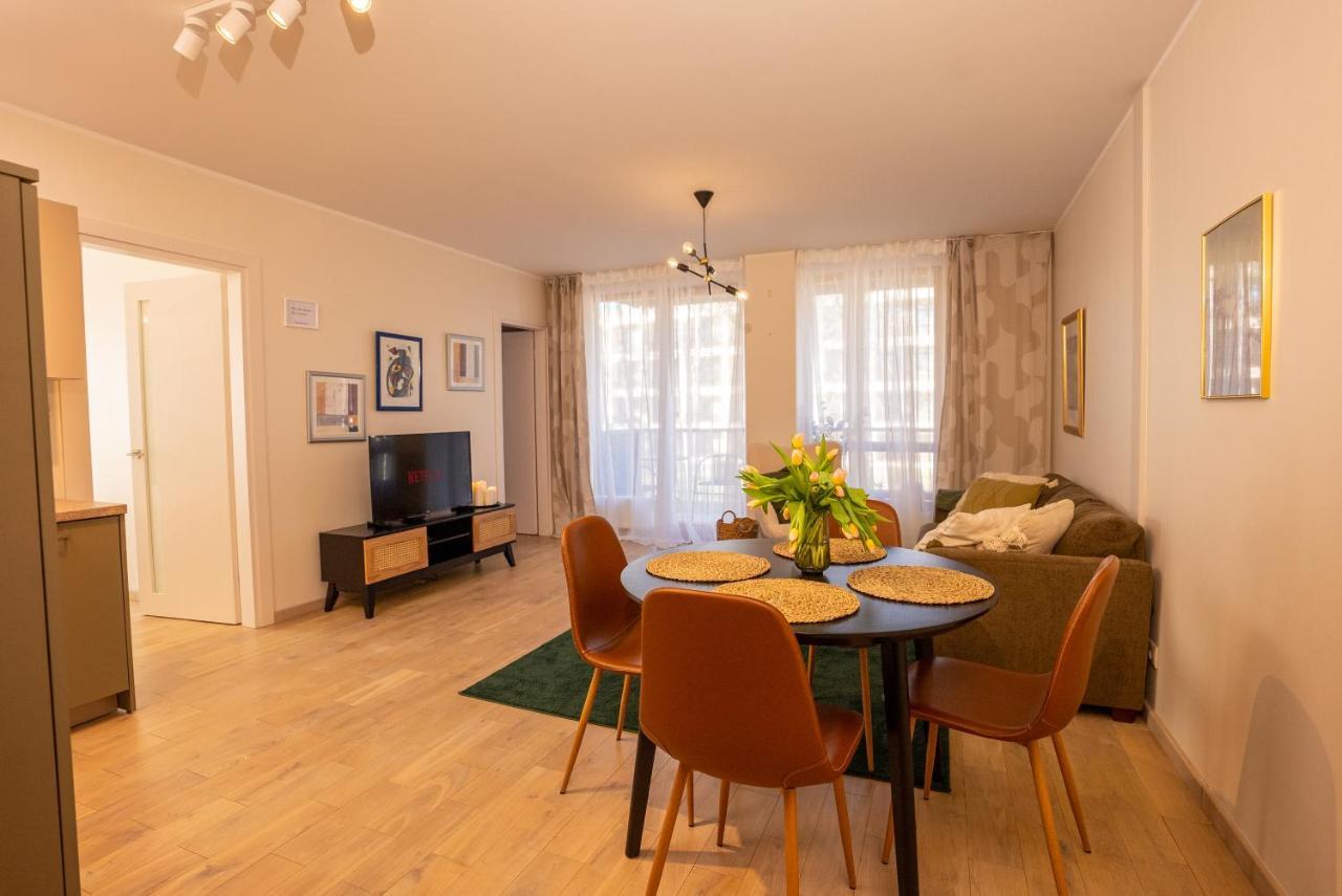 Cozy Center Apartment *
